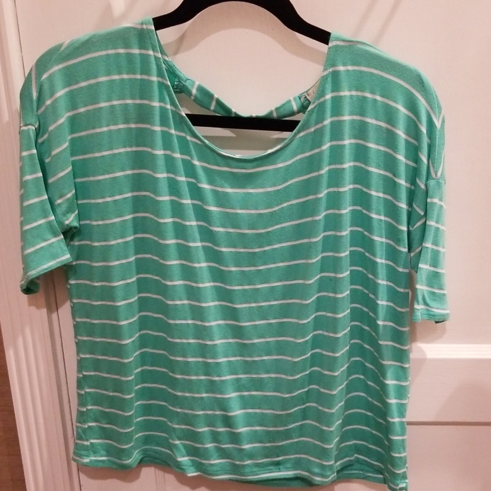 Soprano (Nordstrom) Circle-back blouse